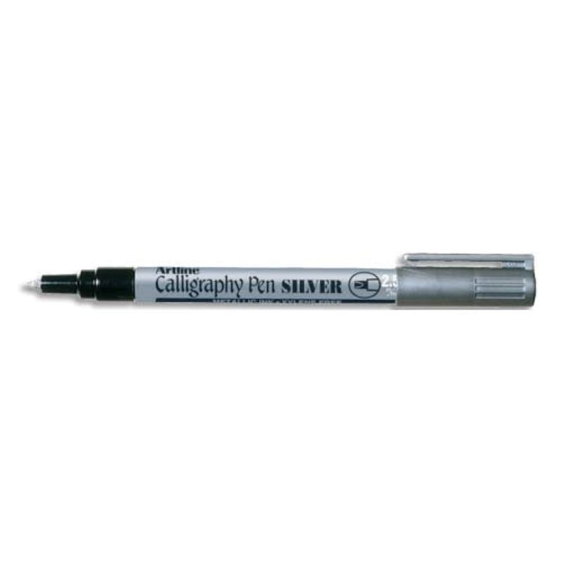ARTLINE Stylo calligraphie pointe fibre biseautée 2,5mm Argent ARTLINE Stylo calligraphie pointe fibre biseautée 2,5mm Argent