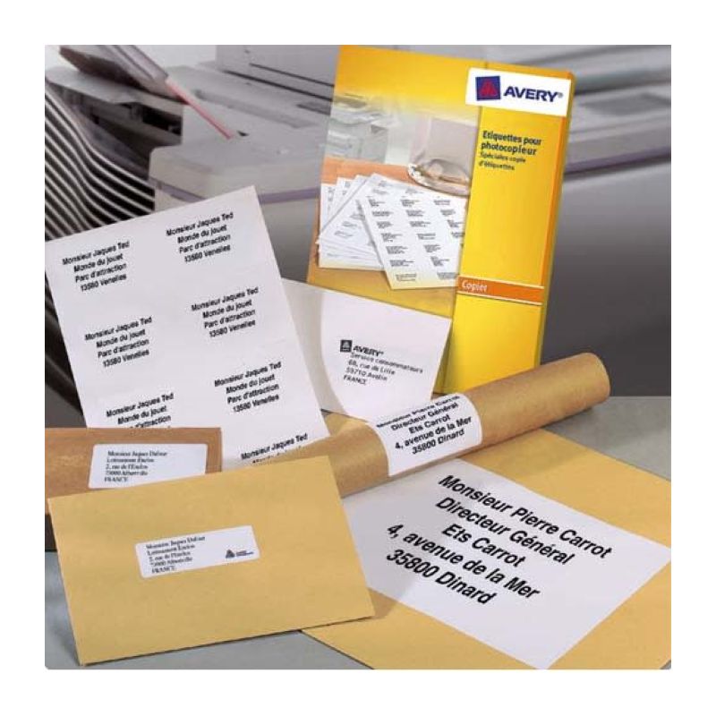 AVERY Boîte de 2700 étiquettes copieur coins carrés 70X31 mm